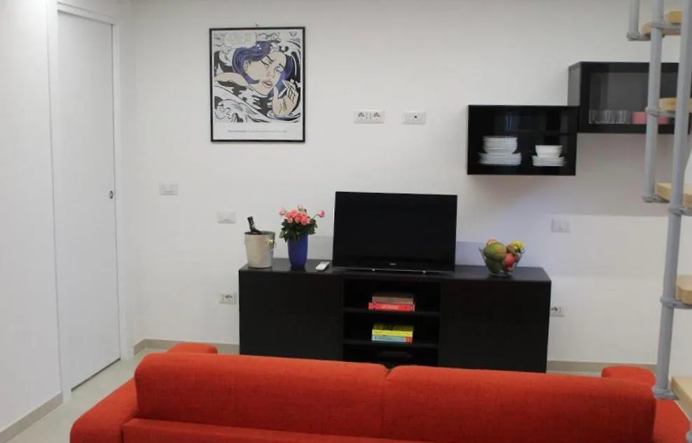 Appartamento Loft Beata Da Basel Quartu SantʼElena 0*,  Italia
