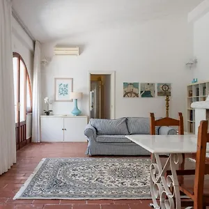 Charming House Con Giardino - 10' Da Cagliari E Poetto Appartamento